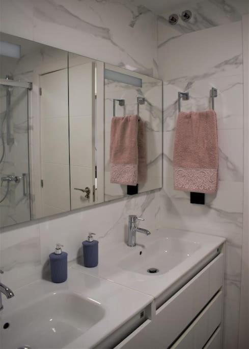 Vivienda Alameda De Santiago Apartment Santiago de Compostela Luaran gambar